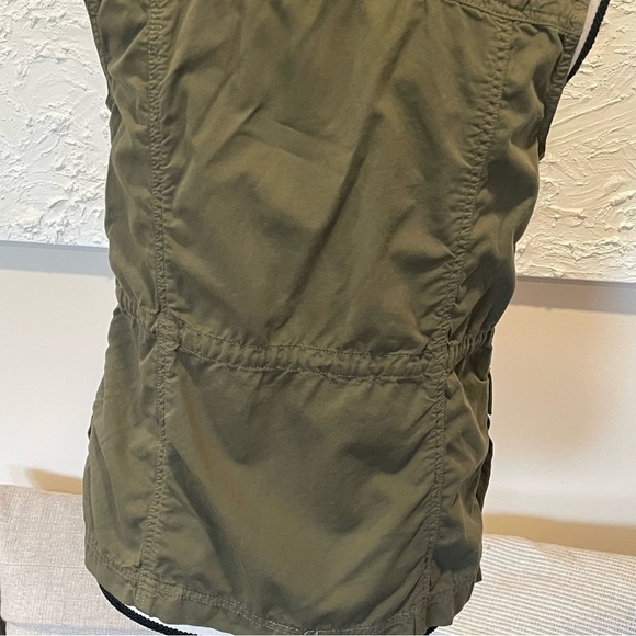 J Crew Women's Classic Twill Chino Military Cargo Vest Stow Hoodie Green Sz XS - Picture 4 of 9